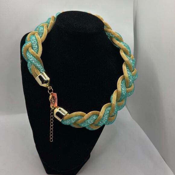 Green & Gold Mesh Necklace Women Jewelry - Picture 8 of 9